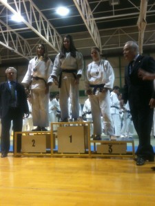 ANA WITTIG. DEBUT CADETE BRONCE